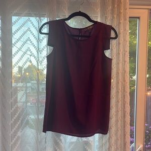 Tinley Road Deep Purple sleeveless blouse